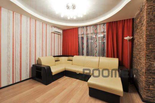 Marin Dom na Souznoy, 2, Yekaterinburg - apartment by the day