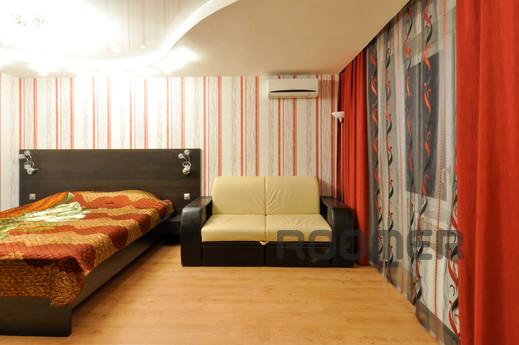 Marin Dom na Souznoy, 2, Yekaterinburg - apartment by the day