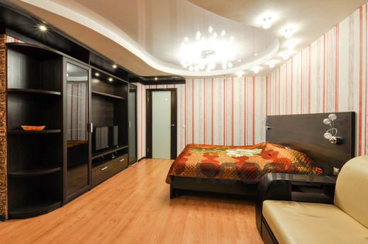 Marin Dom na Souznoy, 2, Yekaterinburg - apartment by the day