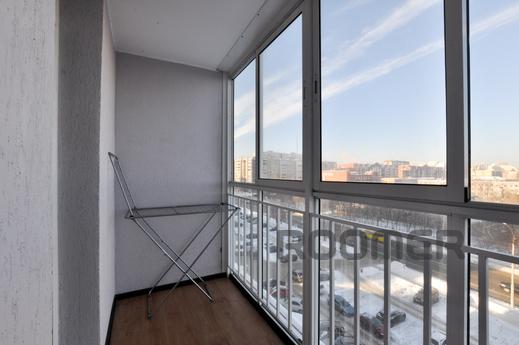 Marin Dom na Schorsa 103, Yekaterinburg - apartment by the day