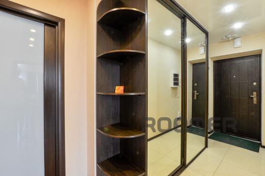 Marin Dom na Schorsa 103, Yekaterinburg - apartment by the day