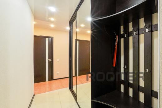 Marin Dom na Schorsa 103, Yekaterinburg - apartment by the day
