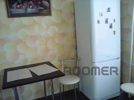 2 bedroom apartment in the center, Krasnodar - apartment by the day