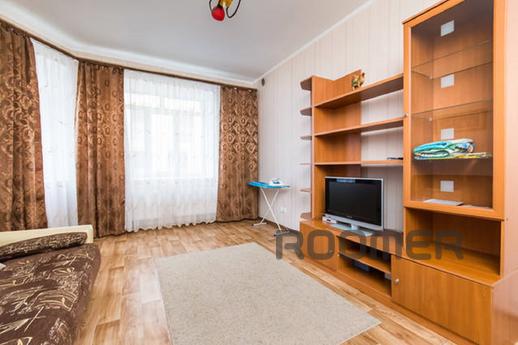 One bedroom apartment in the heart, Kazan - apartment by the day