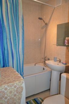 Clean, not smoked, 4 beds, Novosibirsk - apartment by the day