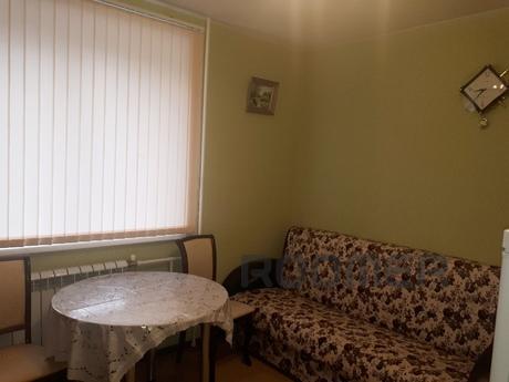 Clean Modern apartment!, Novosibirsk - apartment by the day