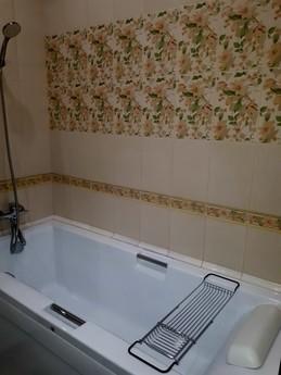 Clean Modern apartment!, Novosibirsk - apartment by the day