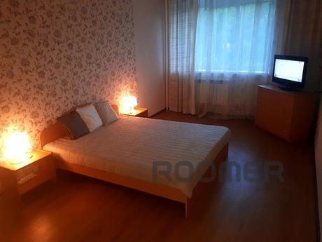 Clean Modern apartment!, Novosibirsk - apartment by the day