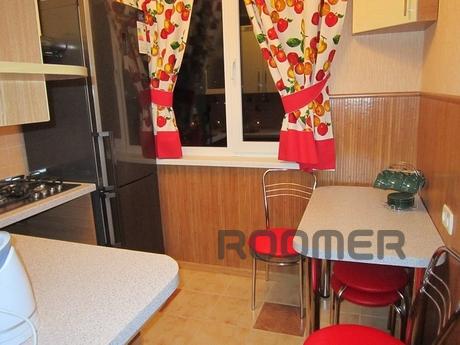 2 bedroom in the center of Yalta, Yalta - apartment by the day