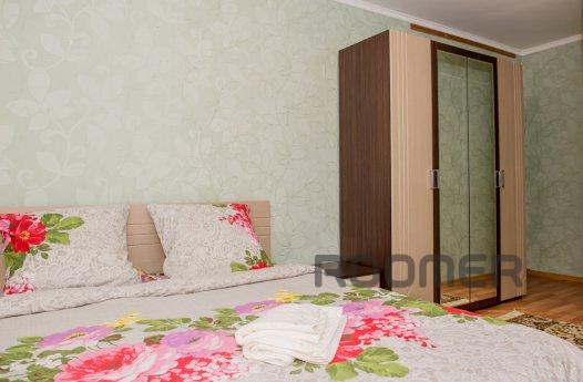 Luxury 2-bedroom apartment, Karaganda - apartment by the day