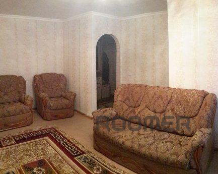 Rent 2-bedroom. The apartment is in the heart of the city, w