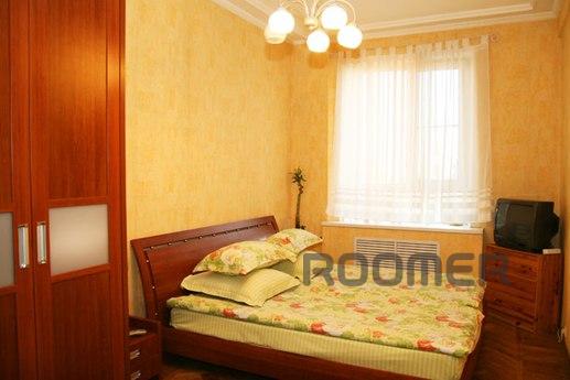 3 bedroom apartment in the center daily, Moscow - apartment by the day