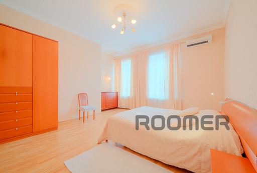 One-bedroom apartments are located on the sixth floor. Eleva
