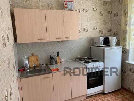 Clean and comfortable 1 bedroom apartmen, Ufa - apartment by the day