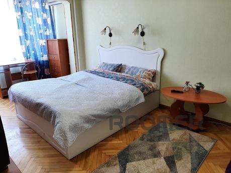 Rent a cozy one-room apartment, double bed, sofa, Close prox