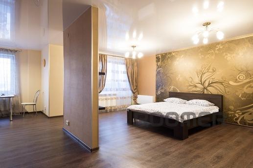 In the center of Tyumen, a modern, clean, large-sized apartm