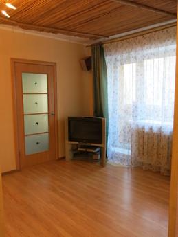 Offered, hours, days, weeks,, Novosibirsk - apartment by the day