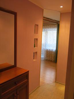 Offered, hours, days, weeks,, Novosibirsk - apartment by the day