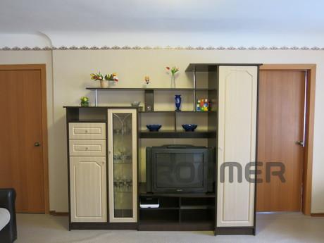 2 bedroom apartment for rent, Novosibirsk - apartment by the day