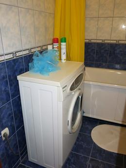 2 bedroom apartment for rent, Novosibirsk - apartment by the day