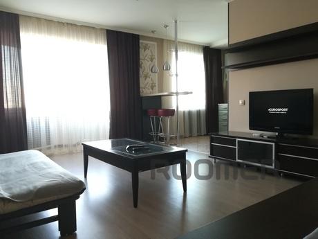 Huge studio apartment in a quiet center. The apartment is ma