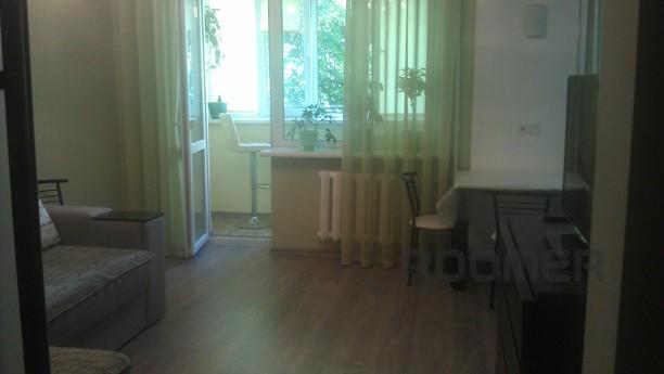 Rent my 2-room apartment, Chernomorsk (Illichivsk) - apartment by the day
