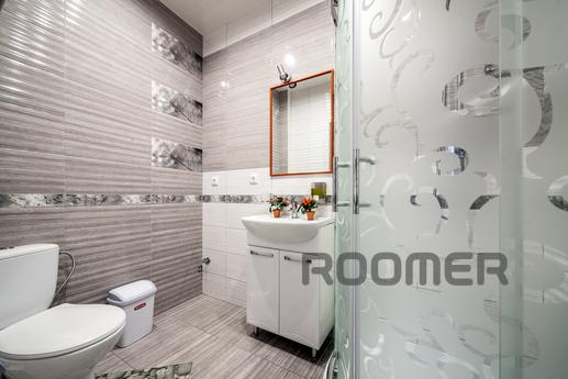 Modern 2BR Apartment in Central Lviv, Lviv - apartment by the day