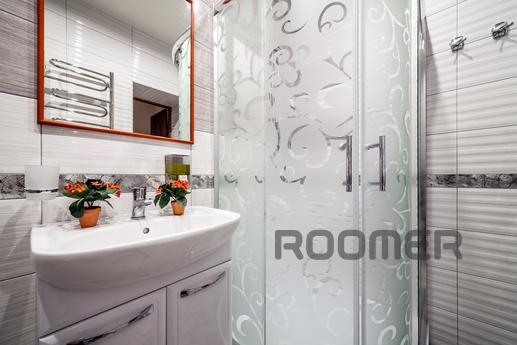 Modern 2BR Apartment in Central Lviv, Lviv - apartment by the day