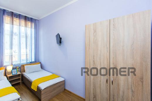 Modern 2BR Apartment in Central Lviv, Lviv - apartment by the day