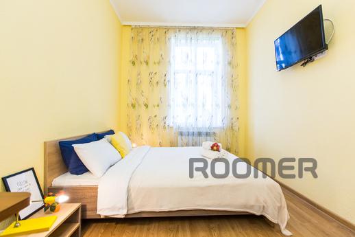Modern 2BR Apartment in Central Lviv, Lviv - apartment by the day