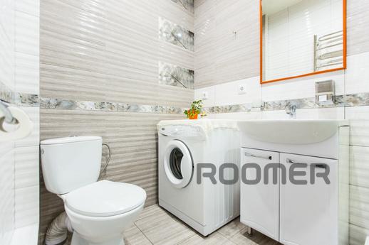 Modern 2BR Apartment in Central Lviv, Lviv - apartment by the day