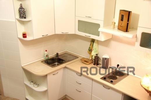 One bedroom apartment near the subway, Yekaterinburg - apartment by the day