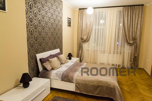 Beautiful, spacious apartment with a fresh renovated, new ap