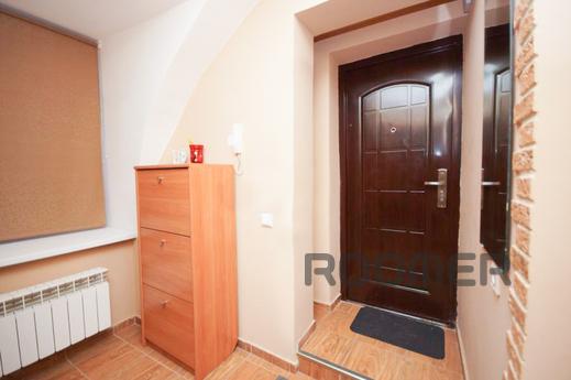 2 bedroom apartment near the mall, Rostov-on-Don - apartment by the day