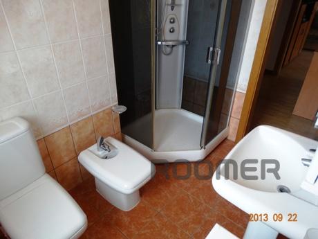 House in Italian style, 6 rooms, Sudak - apartment by the day