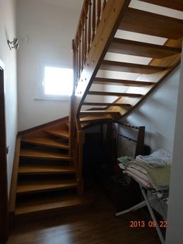 House in Italian style, 6 rooms, Sudak - apartment by the day