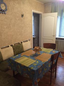 Rent our 2 bedroom apartment, Chernomorsk (Illichivsk) - apartment by the day