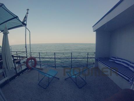 Rent our cottage on the shore of the Black Sea, between Sauv