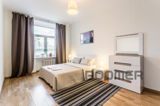 Daily Smolenskaya Sq. 13/21, Moscow - apartment by the day