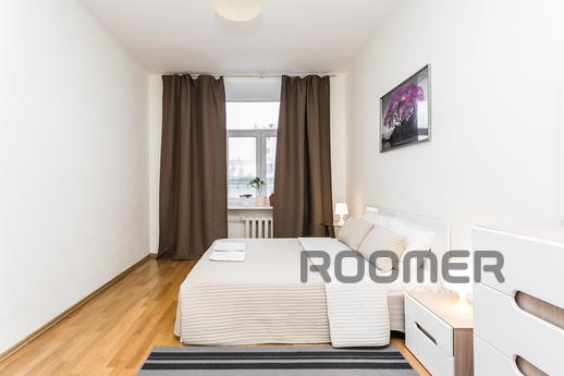 Daily Smolenskaya Sq. 13/21, Moscow - apartment by the day