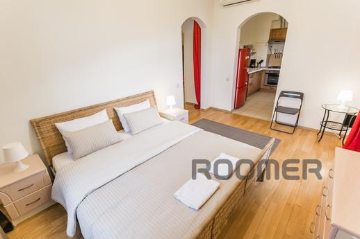Daily Smolenskaya Sq. 13/21, Moscow - apartment by the day