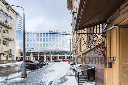 Daily Smolenskaya Sq. 13/21, Moscow - apartment by the day
