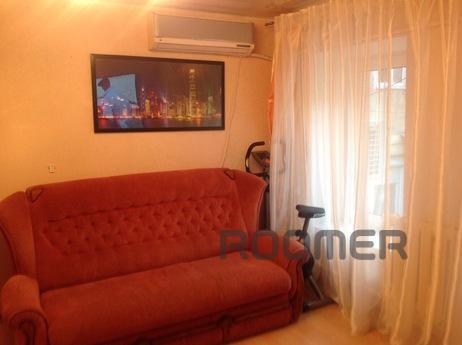 cozy 2 bedroom apartment, Odessa - apartment by the day