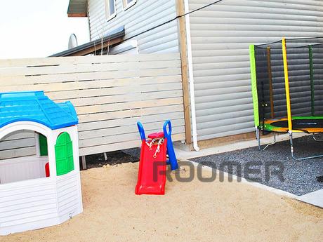 Eco-house by the sea, Chernomorsk (Illichivsk) - apartment by the day