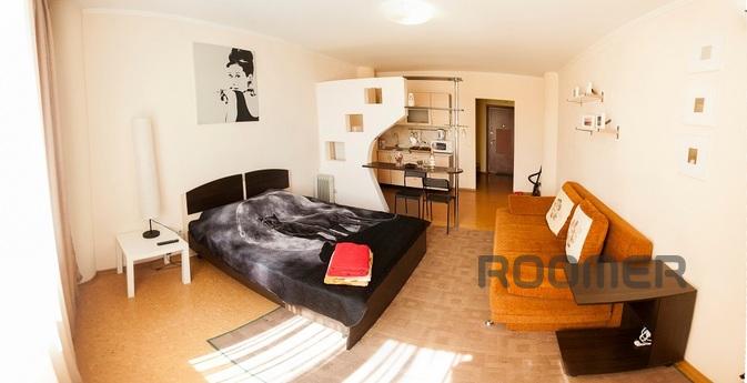 1 Bedroom clean apartment in the center, Tyumen - apartment by the day