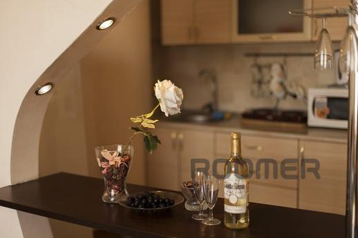 1 Bedroom clean apartment in the center, Tyumen - apartment by the day