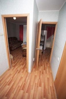 1 Bedroom bright apartment Economy, Tyumen - apartment by the day