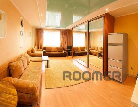 One-room studio in the center, Tyumen - apartment by the day