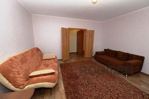 Bedroom cozy apartment, Tyumen - apartment by the day