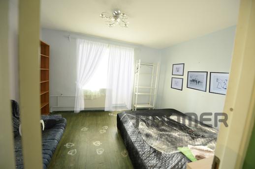 Four large apartment, Tyumen - apartment by the day